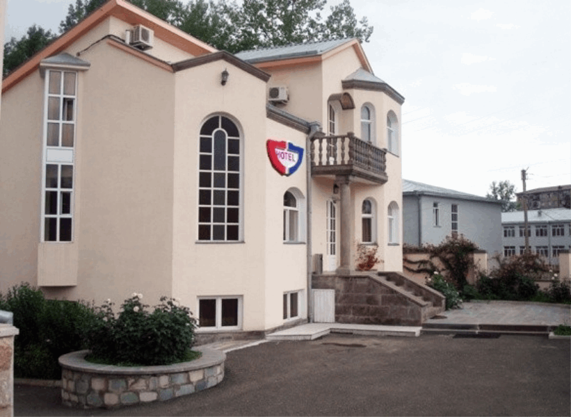 ОТЕЛИ В РЕГИОНАХ STEPANAKERT ``HEGHNAR`` HOTEL